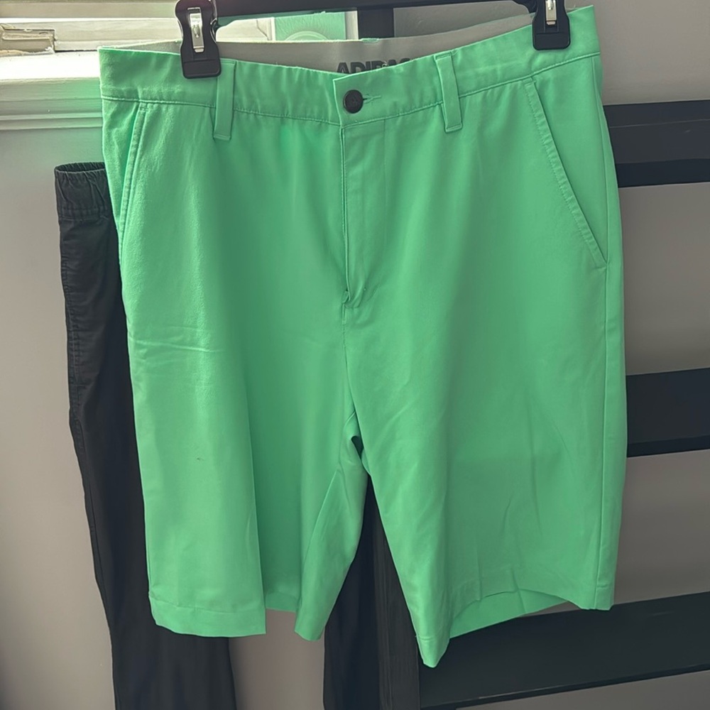 Adidas Golf Shorts ⛳️